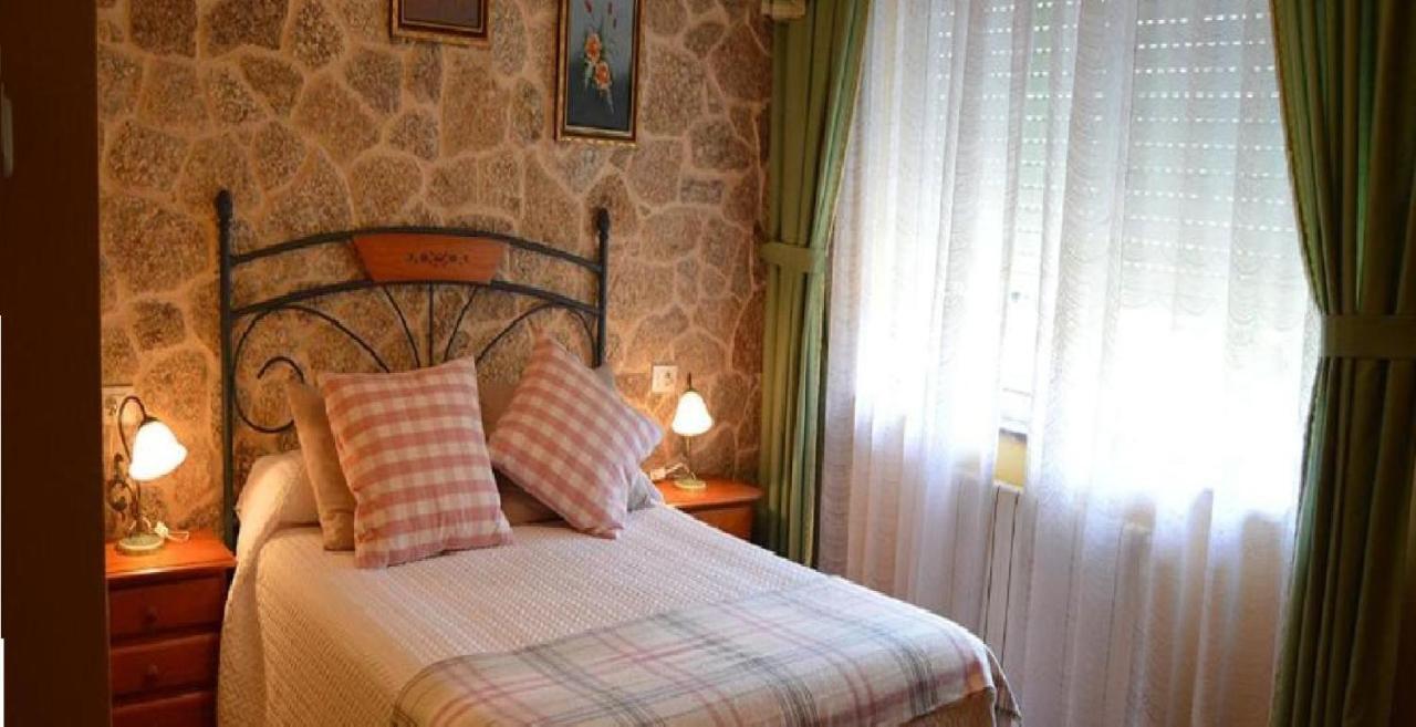 Casa Jesus Turismo Rural Лирес Экстерьер фото
